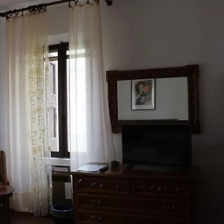 Giovanna's House